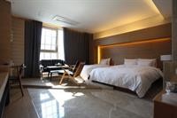 Business Design Hotel LUV 67/98