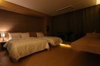 Business Design Hotel LUV 84/98
