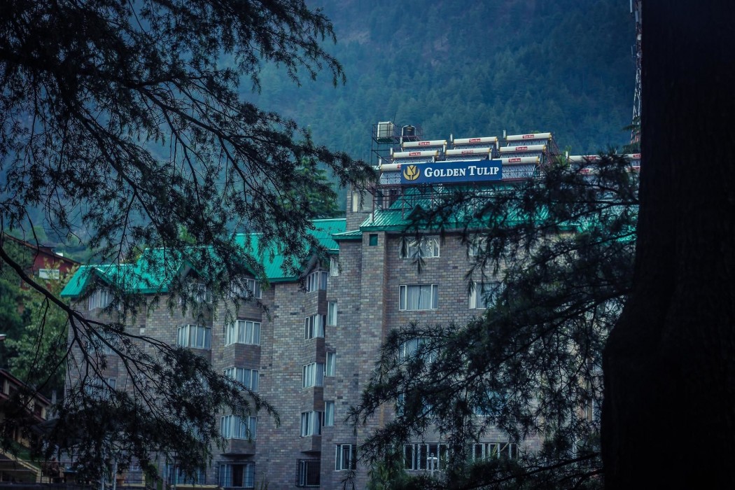 Golden Tulip Manali 60/92