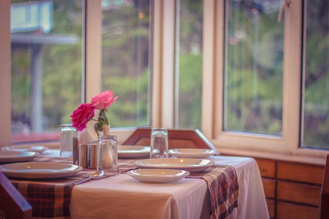Golden Tulip Manali 70/92