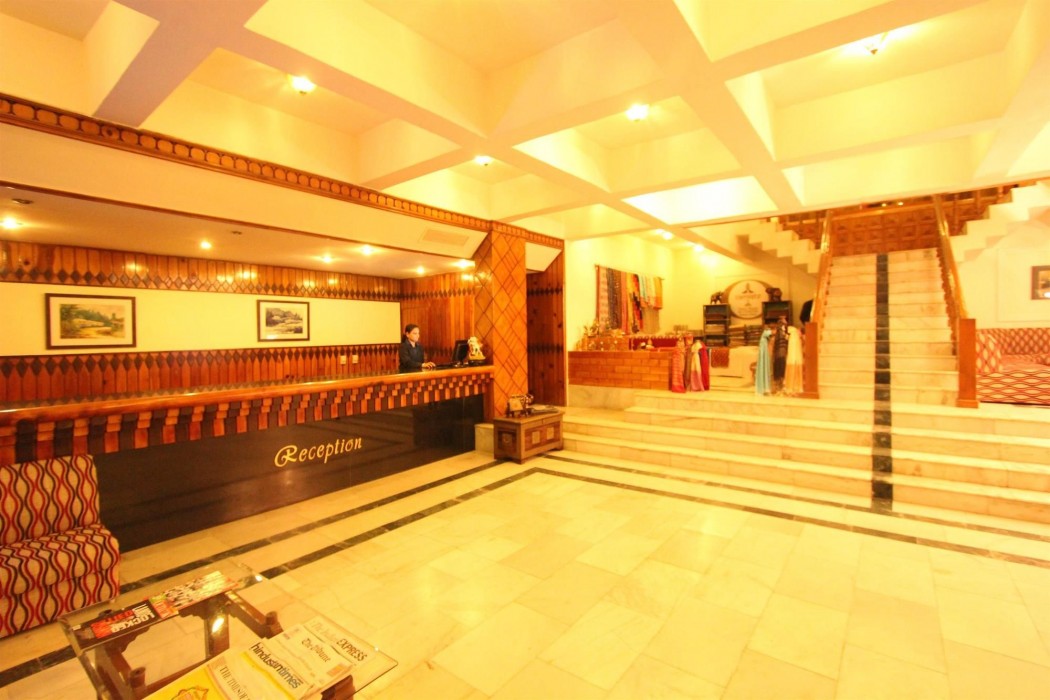 Golden Tulip Manali 72/92