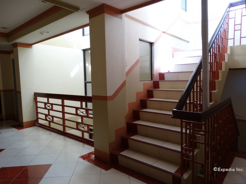 Imperial Ridge Pension House 32/60