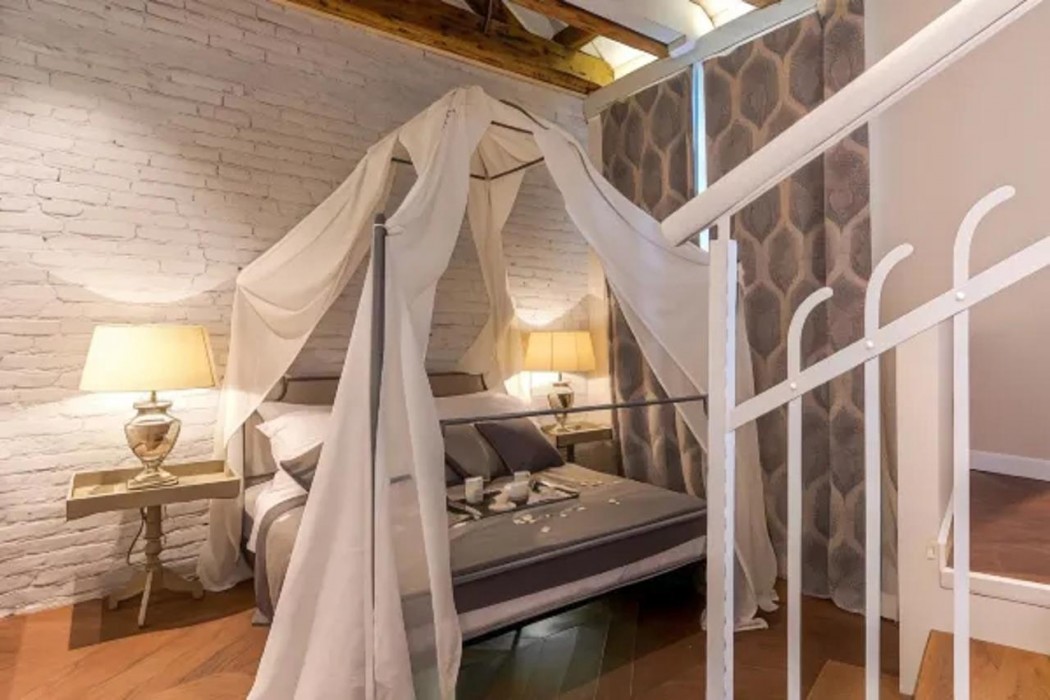 Procurator 7 Luxury Rooms 32/72
