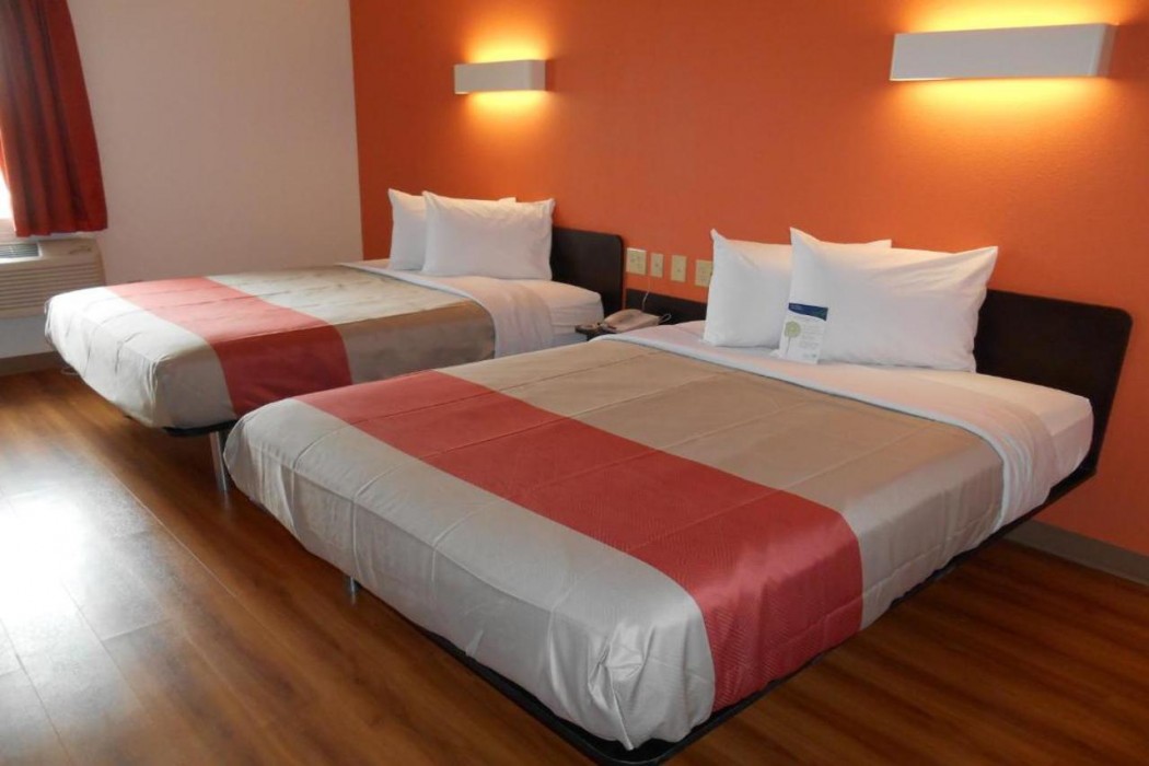 Motel6 Jourdanton, TX 11/37
