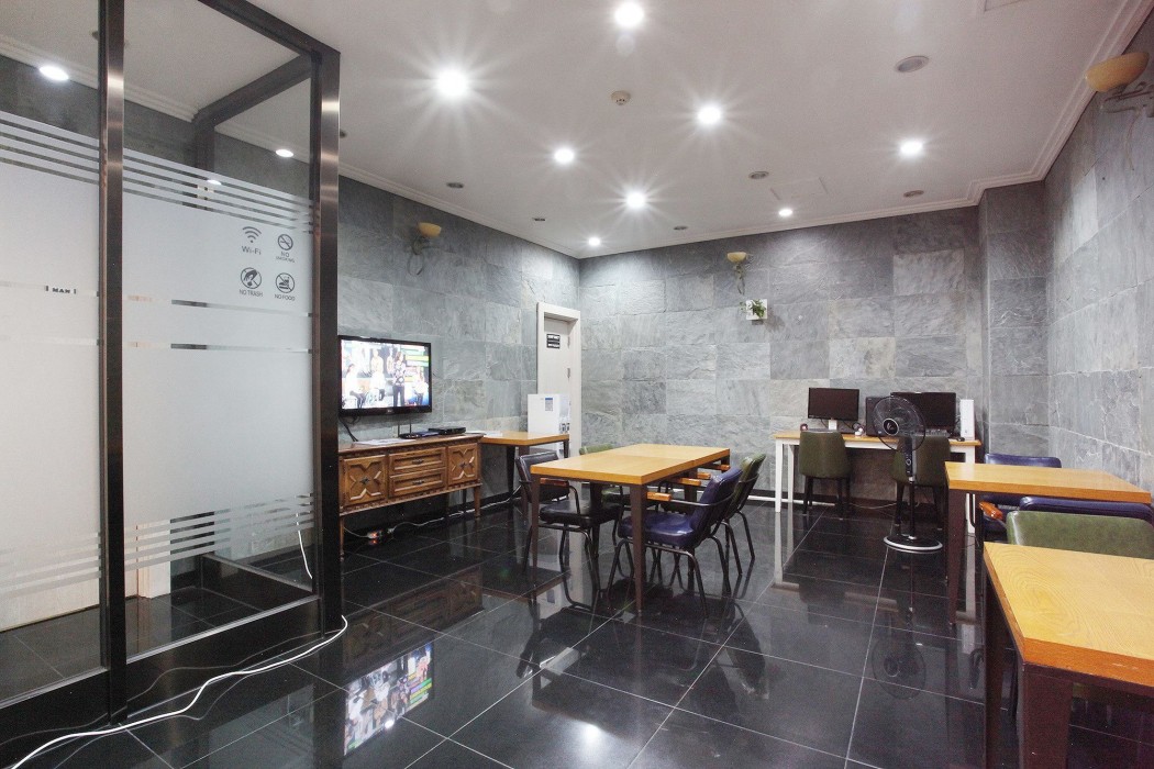 Noblesse Hotel 75/100