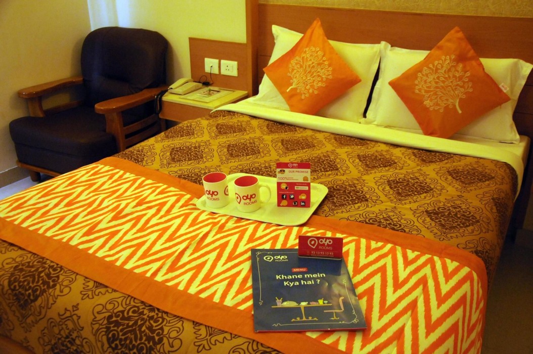 OYO Rooms Cross Cut Road Gokhale Street 20/34