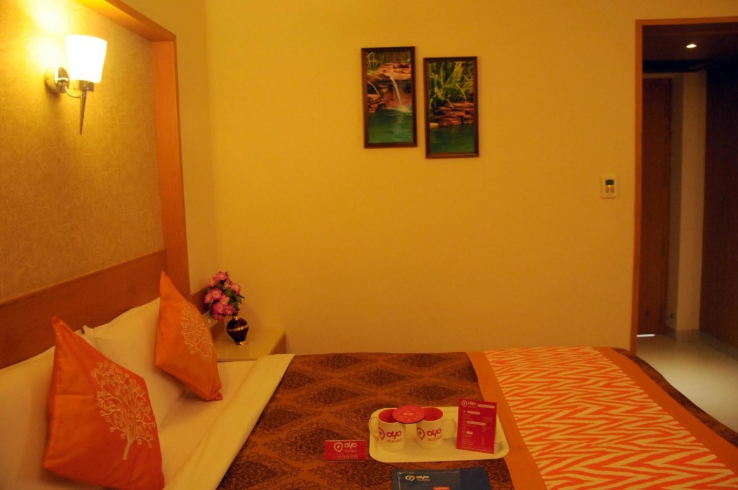 OYO Rooms Cross Cut Road Gokhale Street 21/34