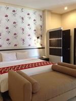 HOTEL PURI INDAH & CONVENTION 25/99
