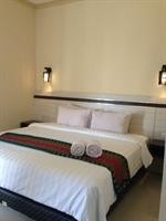 HOTEL PURI INDAH & CONVENTION 50/99