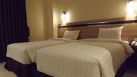 HOTEL PURI INDAH & CONVENTION 27/99