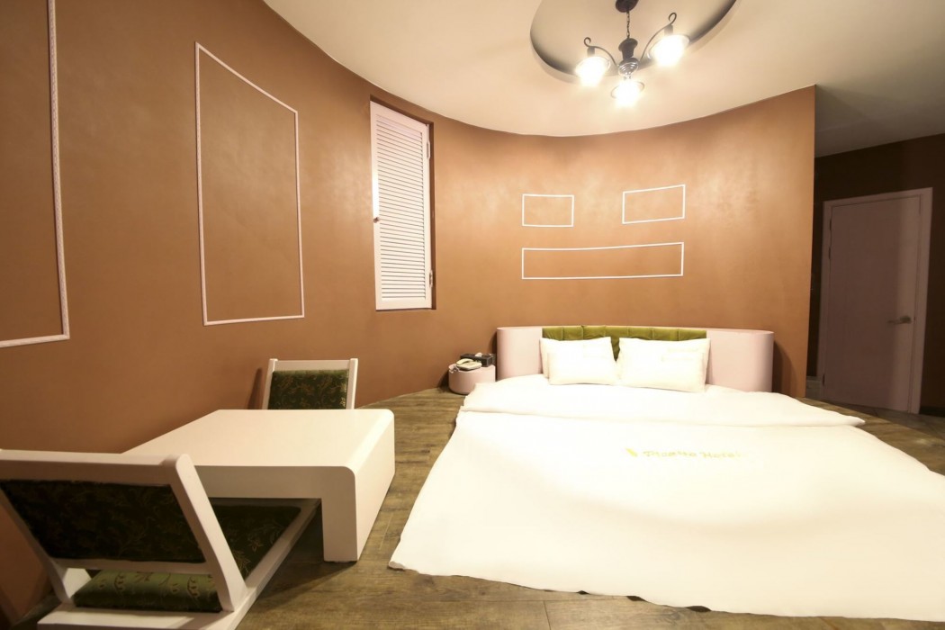 Hotel Picasso 43/77
