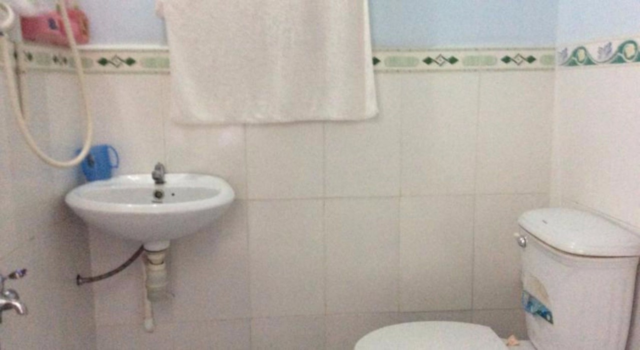 Phuong Hang Guesthouse 12/31