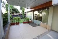 OYO Premium Gandhi Ashram Road II 22/32