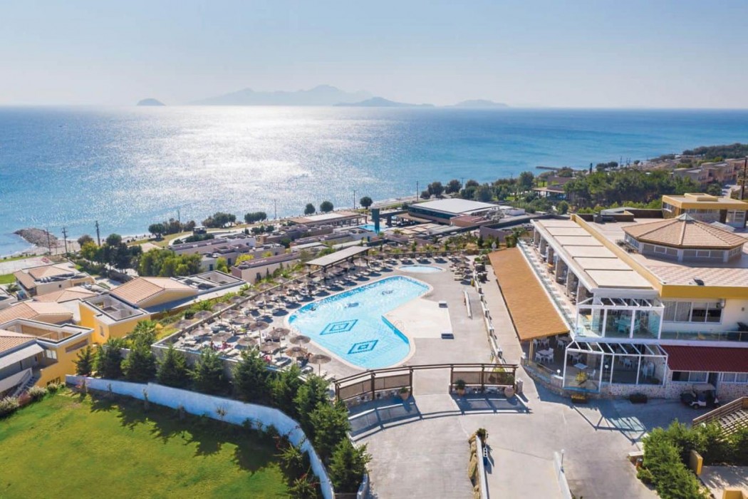 Grand Blue Beach Hotel 4/94