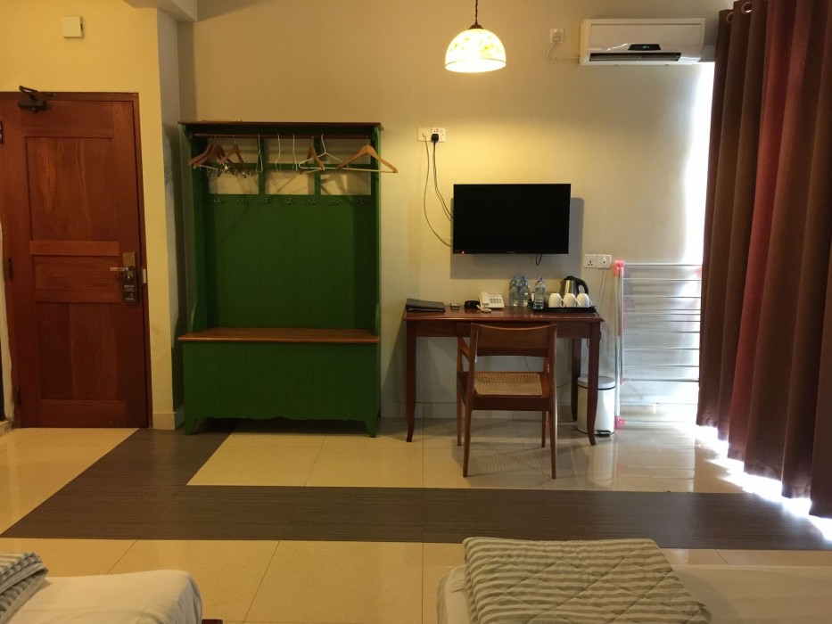 Lafala Hotel and Service Apartment, Dehiwala-Mount Lavinia 51/100