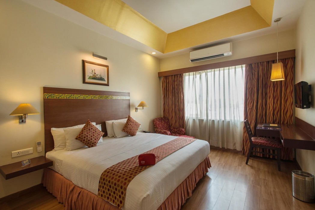OYO Premium Vaishali Nagar 10/41