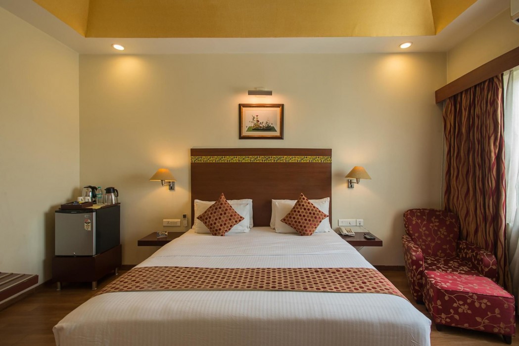 OYO Premium Vaishali Nagar 21/41