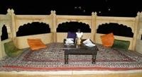 Vista Rooms at Patwa Haveli Road 32/63
