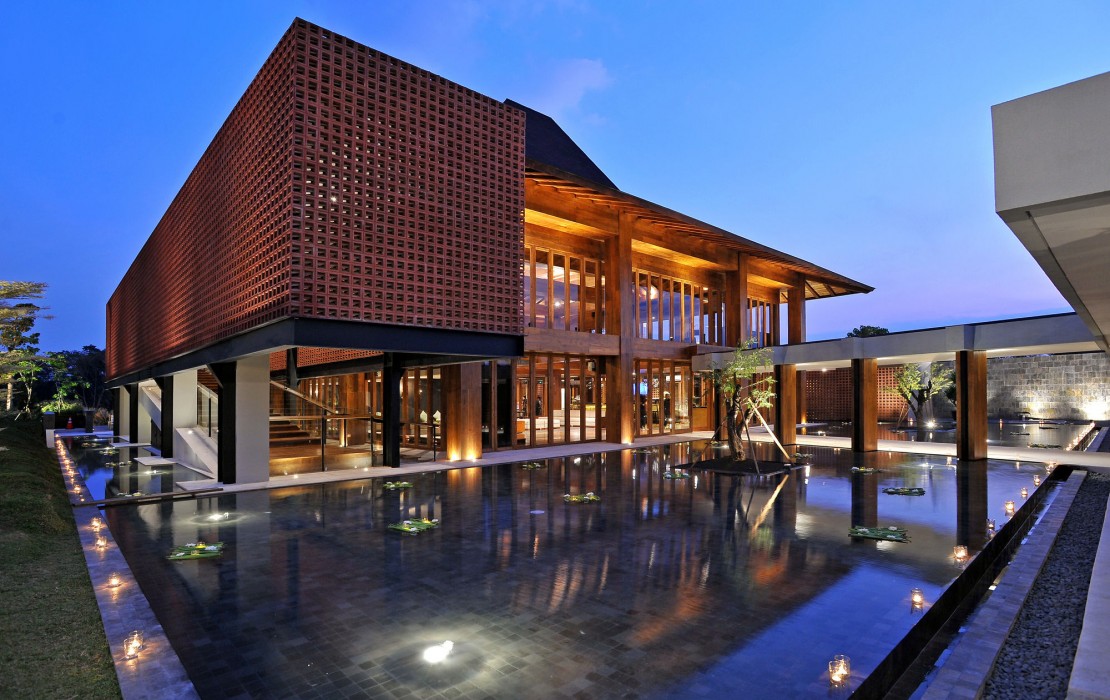 Djoglo Luxury Bungalow 24/44