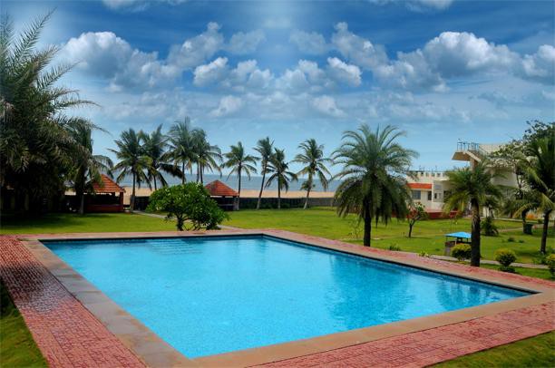 St James Court Beach Resort 12/18