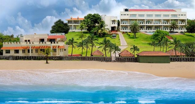 St James Court Beach Resort 1/18