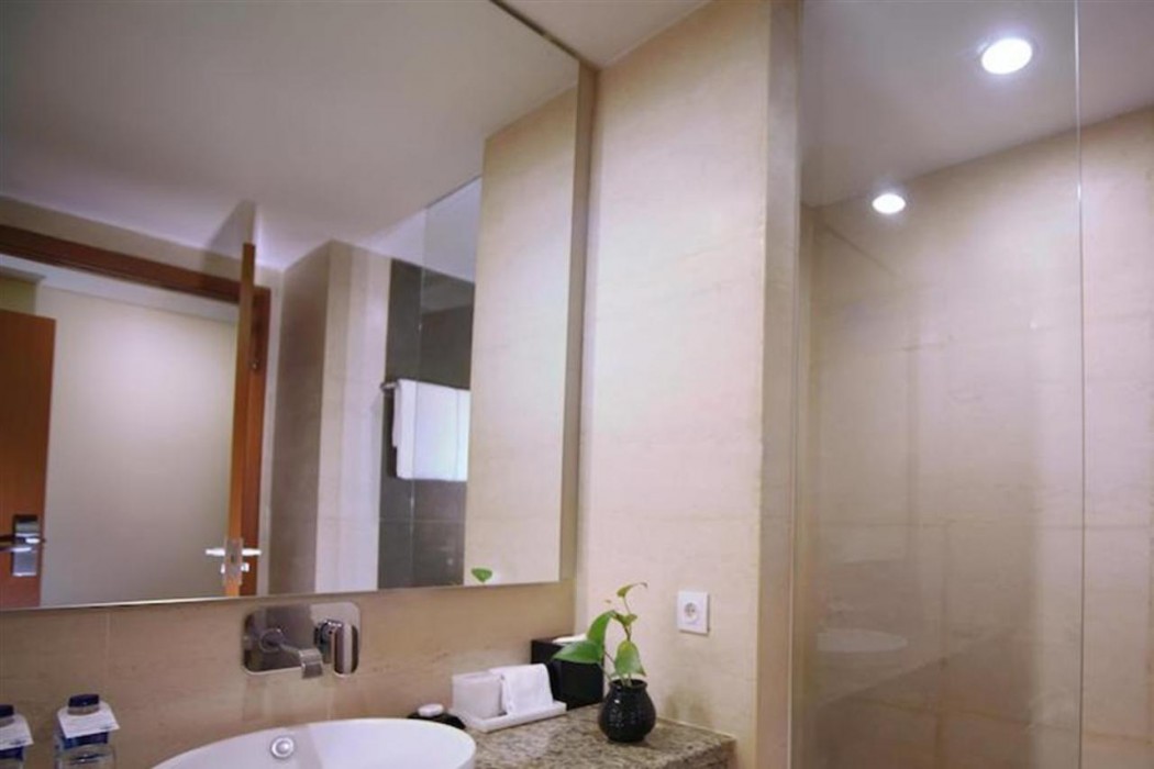 Aston Jember Hotel and Conference Center 10/65