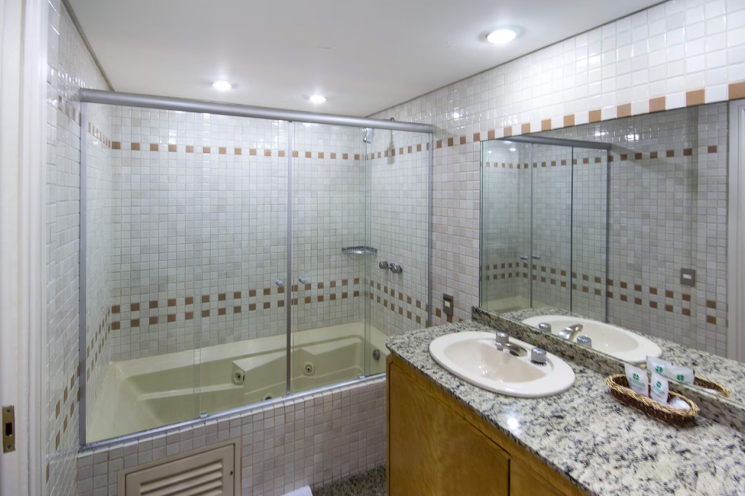 Hotel Victoria Villa Curitiba By Nacional Inn 66/146