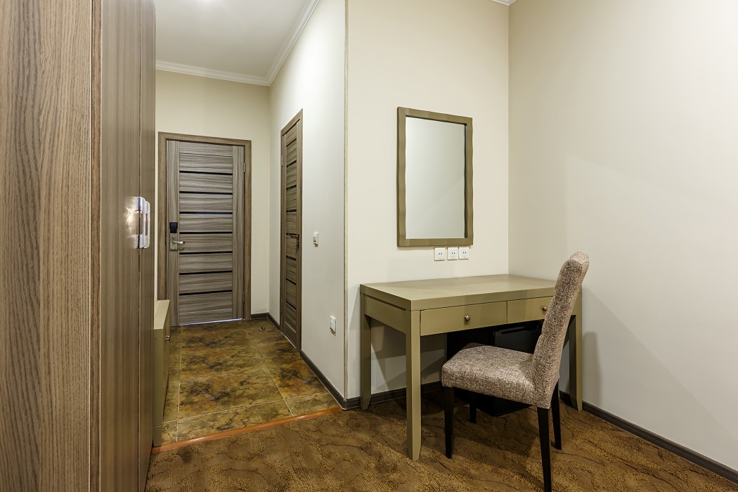 Renion Hotel Almaty 20/80