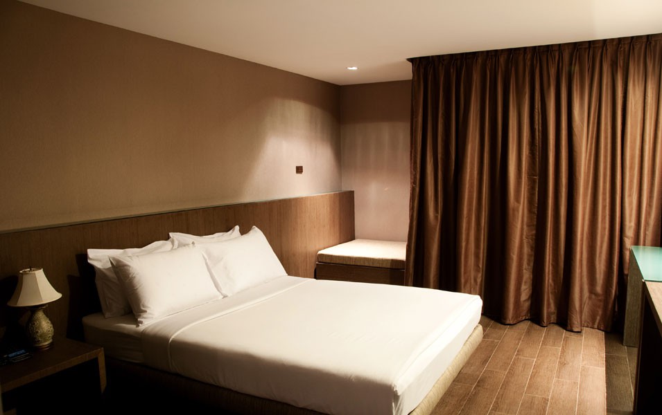 BANGKOK CITY HOTEL 7/24