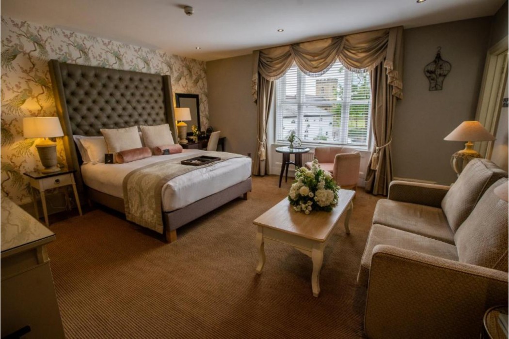 Woughton House Hotel, WorldHotels Distinctive 7/22