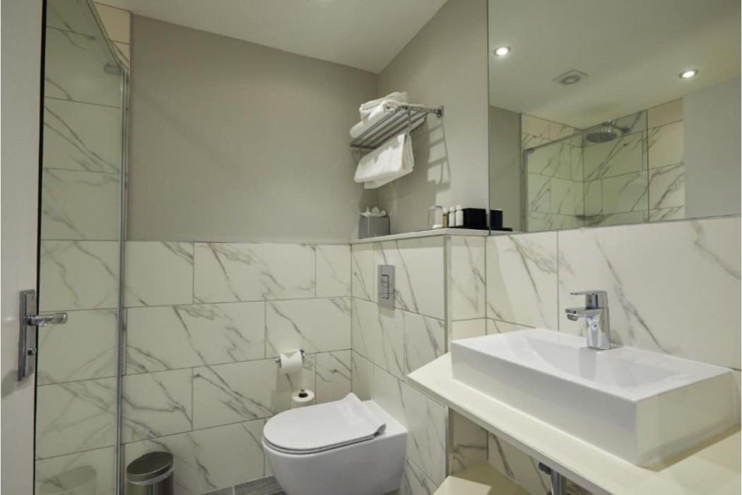 Woughton House Hotel, WorldHotels Distinctive 12/22