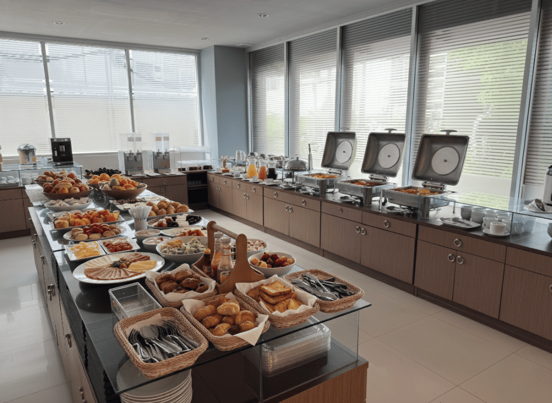 J Town Serviced Apartments Hotel 26/58