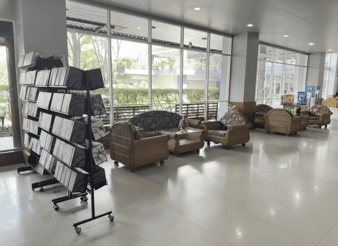 J Town Serviced Apartments Hotel 11/58