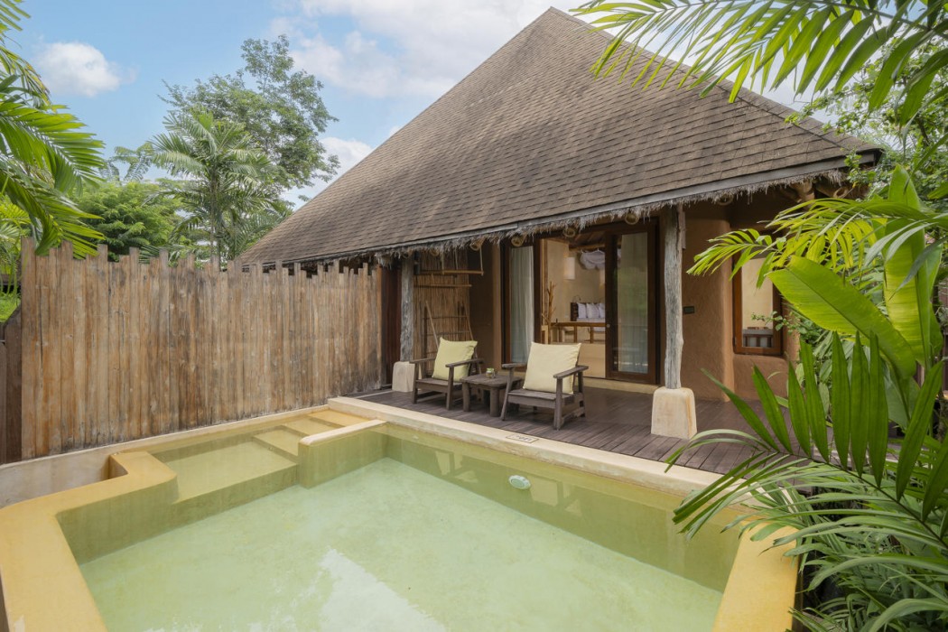 High Season Pool Villa Spa 10/56