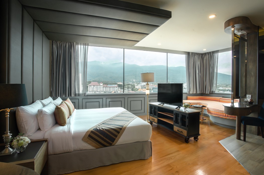 Khum Phucome Hotel 42/198