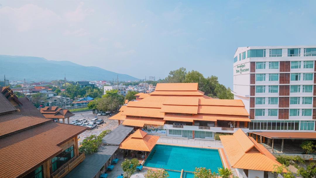 Khum Phucome Hotel 6/198