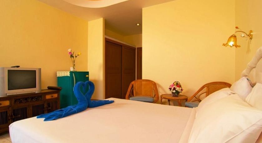 BAAN KARON HILL PHUKET RESORT 11/53