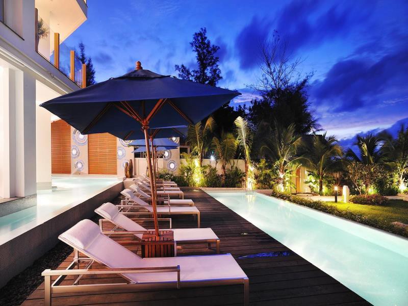 Beachfront Phuket 16/29