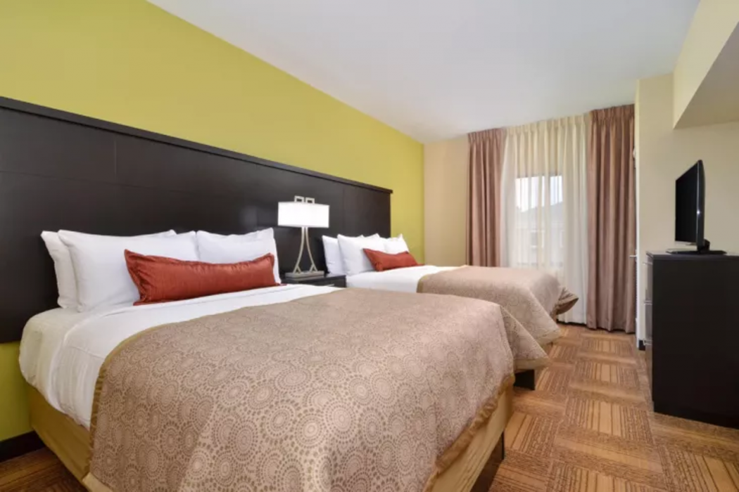 Staybridge Suites Tomball - Spring Area 5/44