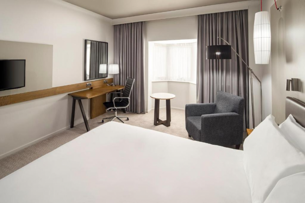 Crowne Plaza Solihull 9/65