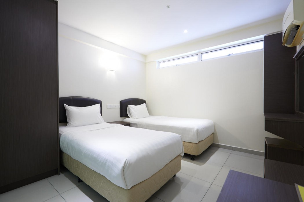 SunGold Inn 18/91