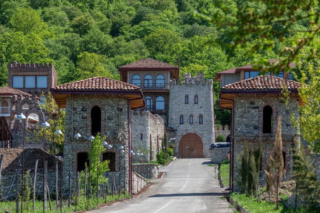 Chateau Mere in TELAVI