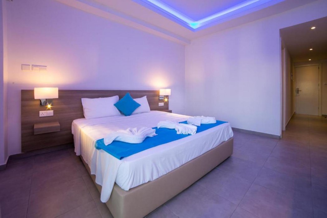 Flora Maria Hotel 25/64