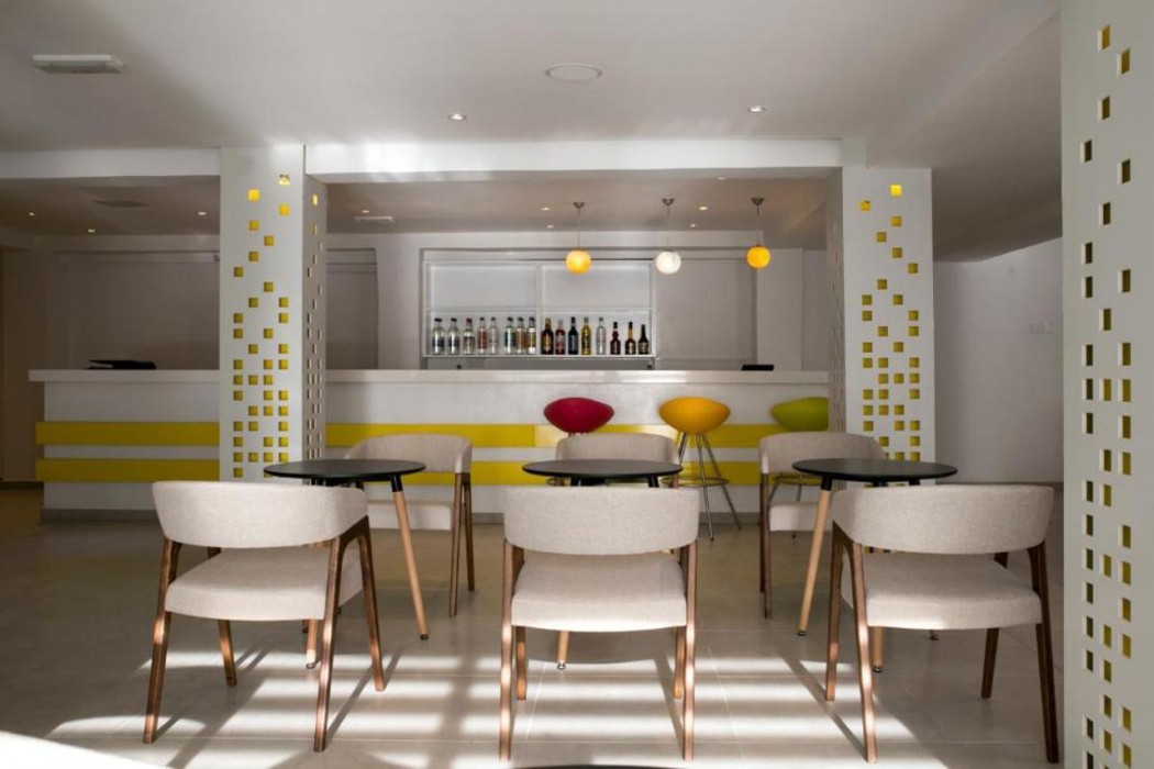 Flora Maria Hotel 6/64