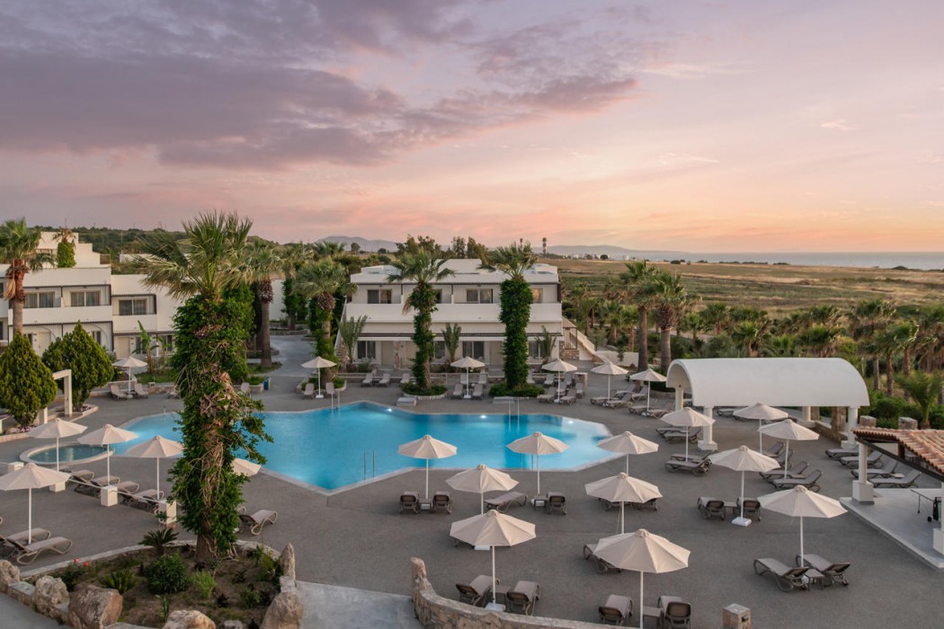Kouros Palace Active Lifestyle Hotel 100/157