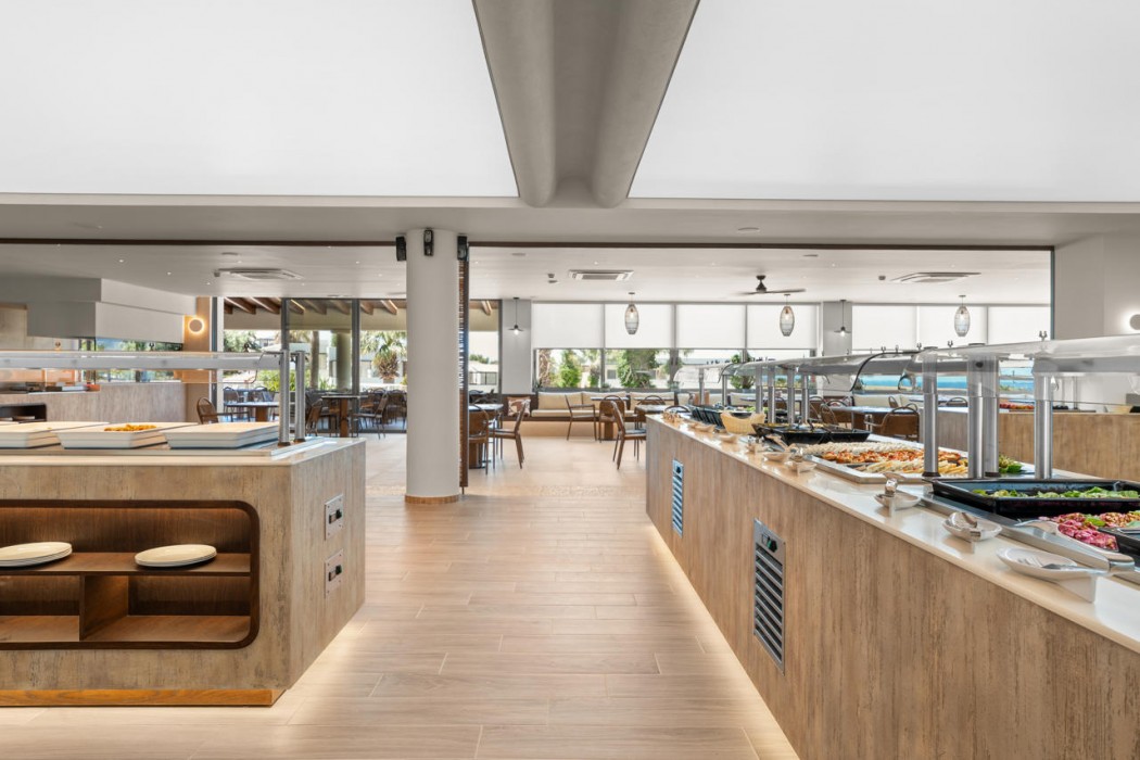 Kouros Palace Active Lifestyle Hotel 130/157