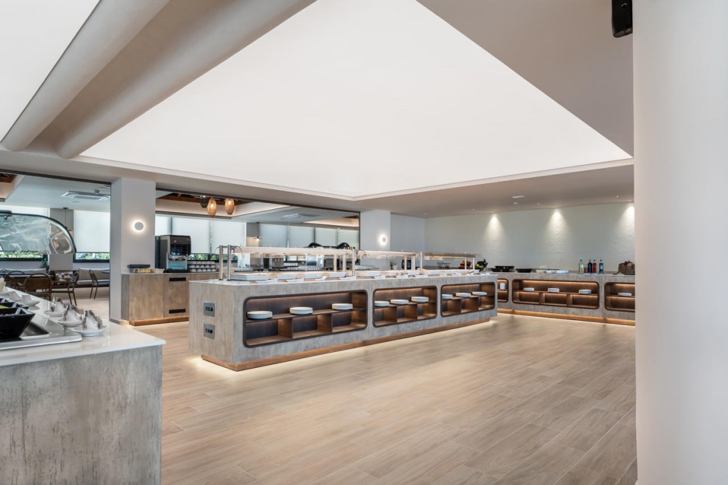 Kouros Palace Active Lifestyle Hotel 128/157
