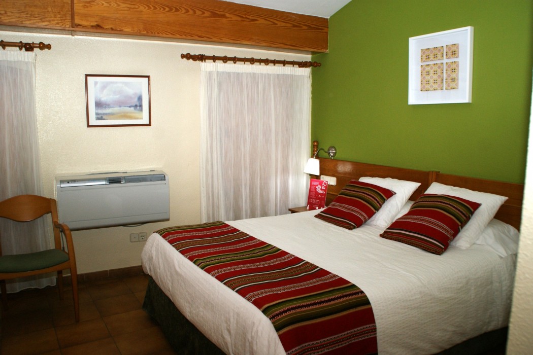 Hotel Rey Don Jaime 20/55