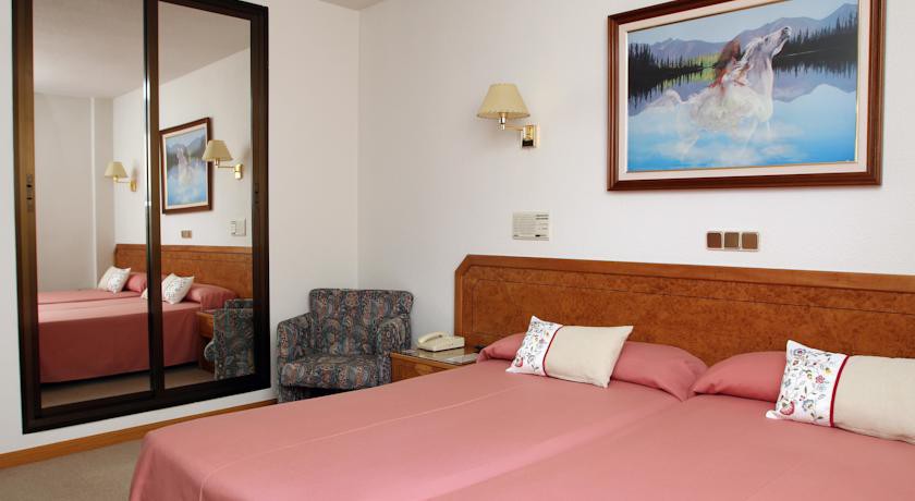 Hotel Don Carmelo 5/60