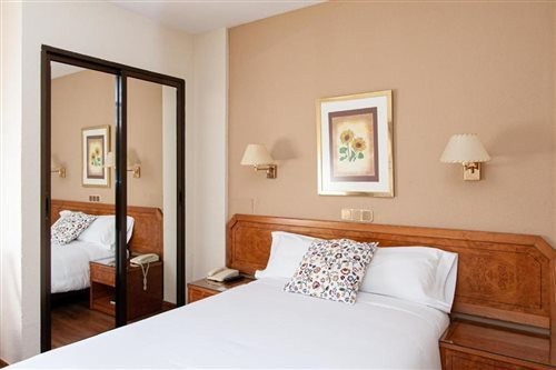 Hotel Don Carmelo 11/60